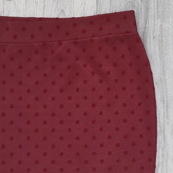 Women's Attitude Textured Polka Dot Size 4 Skirt - Picture 3 of 6